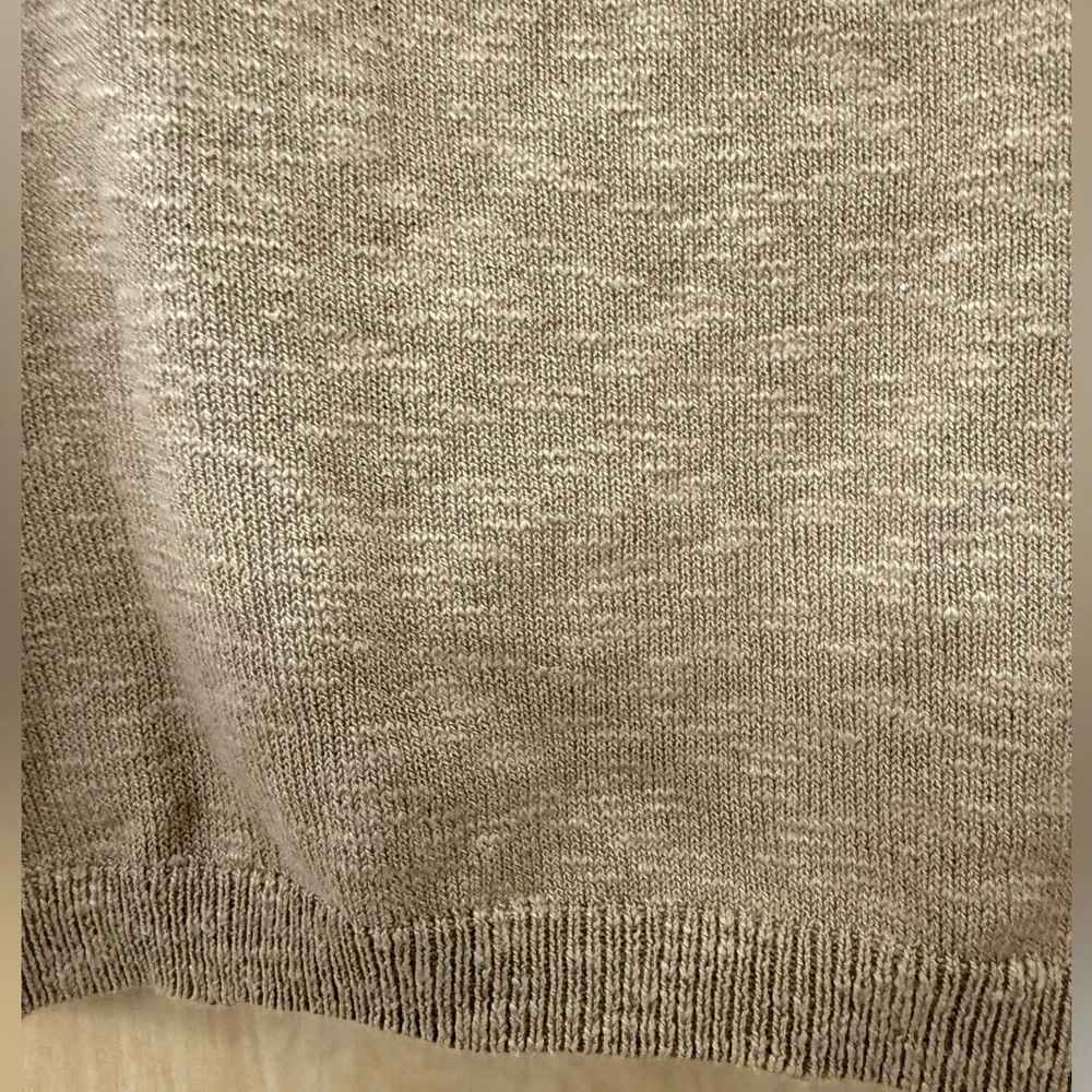 Commense Women's Sleeveless Crop Knit Top - Picture 8 of 11